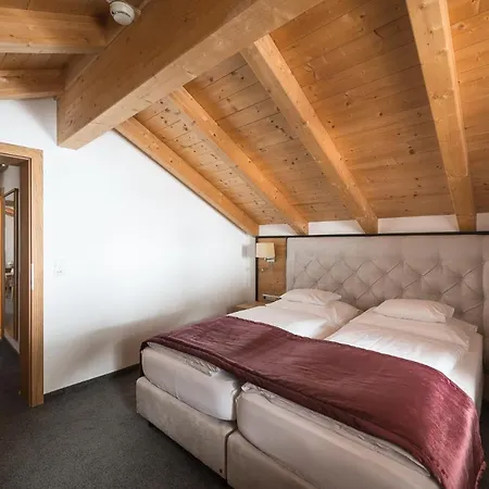 Hotel Seespitz 4*