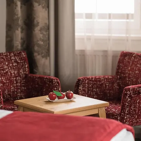 Hotel Seespitz 4*